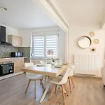 Jessy 20m - 2 Sdb - Balcon - Wifi - Park *