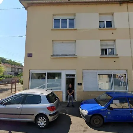 B&B Jessy 20m - 2 Sdb - Balcon - Wifi - Park