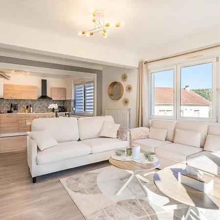 Jessy 20m - 2 Sdb - Balcon - Wifi - Park Bed & Breakfast