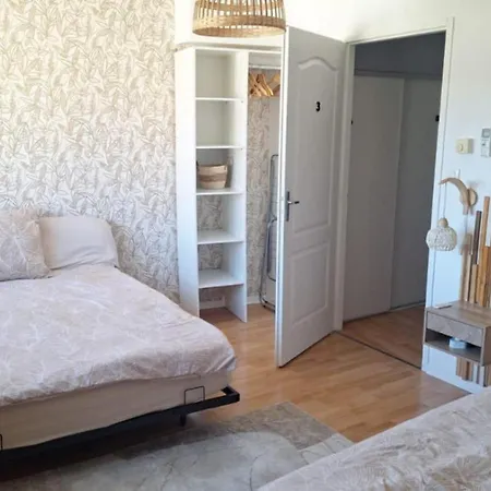 B&B Jessy 20m - 2 Sdb - Balcon - Wifi - Park