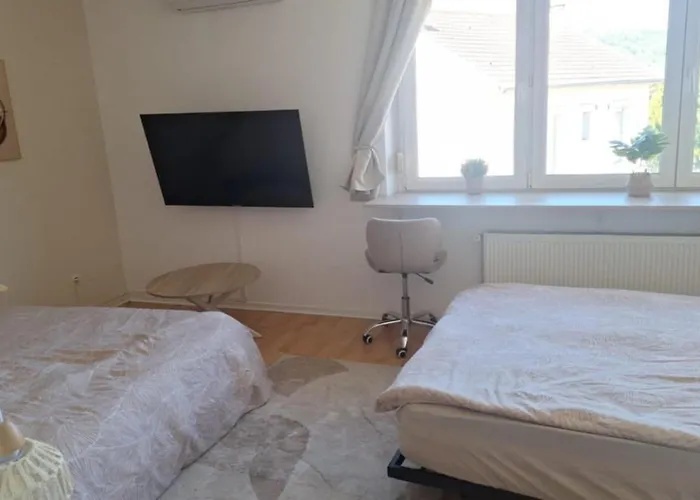 Jessy 20m - 2 Sdb - Balcon - Wifi - Park Joeuf